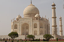 Taj Mahal, Golfing the Golden Triangle